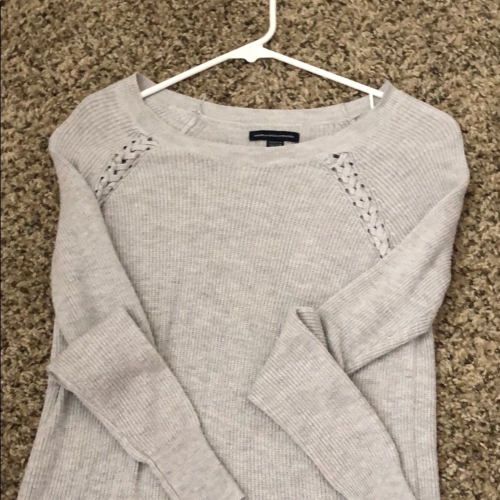 American Eagle Grey knit sweater